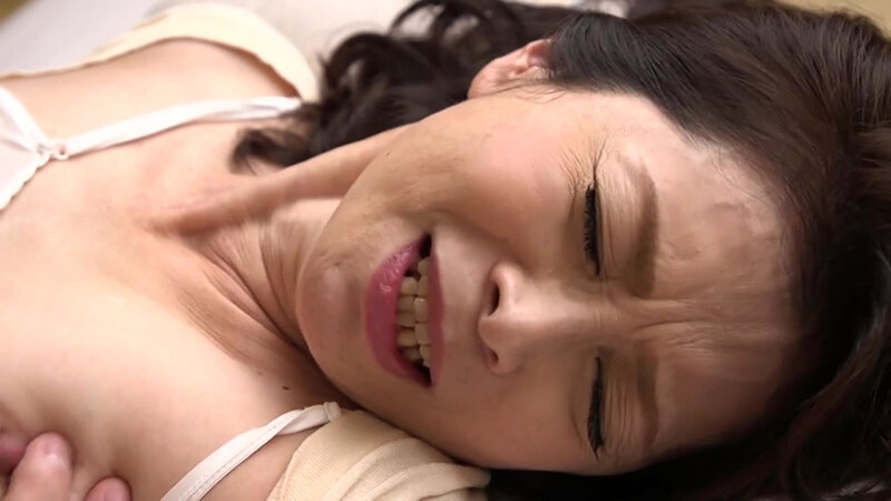 【還暦妻】一つ屋根の下の性交 遠田恵未 母の朝駈け編 画像11