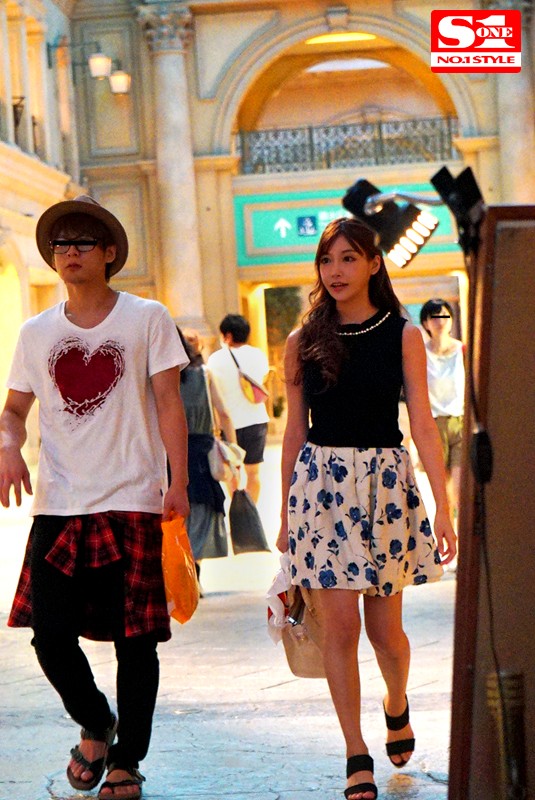 盗撮リアルドキュメント!明日花キララがイケメンナンパ師に引っ掛かって、SEXまでしちゃった一部始終。 画像3