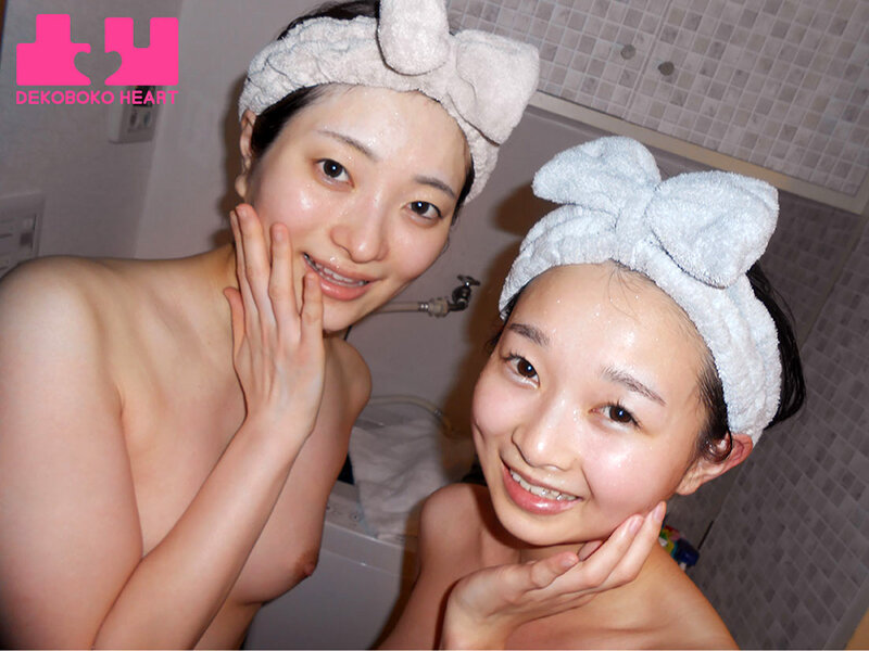 介護士ちゃんに恋した私 久しぶりに一目惚れをして勇気を出して2人きりの時にキスしたら優しくキスを返してくれて&hellip;一緒にゴハンを作ってお風呂に入って身体を重ね合った同棲レズタイム 中城葵 望月つぼみ 画像2