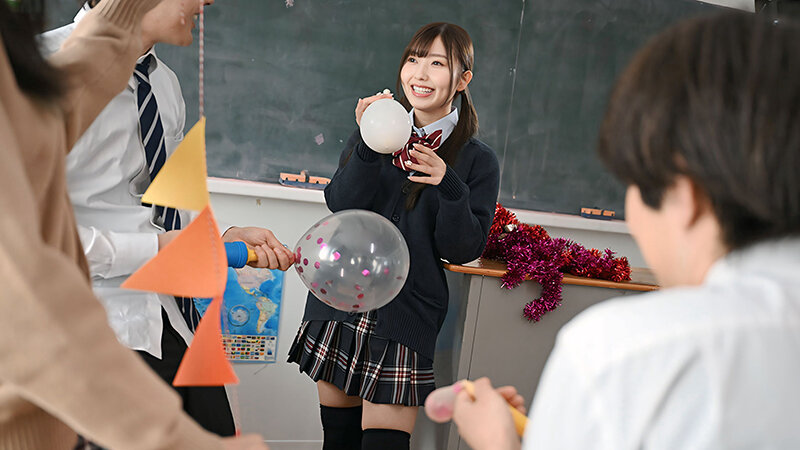 同級生とふざけてSMごっこしてたらなんとスイッチが入っていいなりに！ドM化して感度も上がってイキまくるクラスメートとマゾペットSEX 逢沢みゆ 画像3