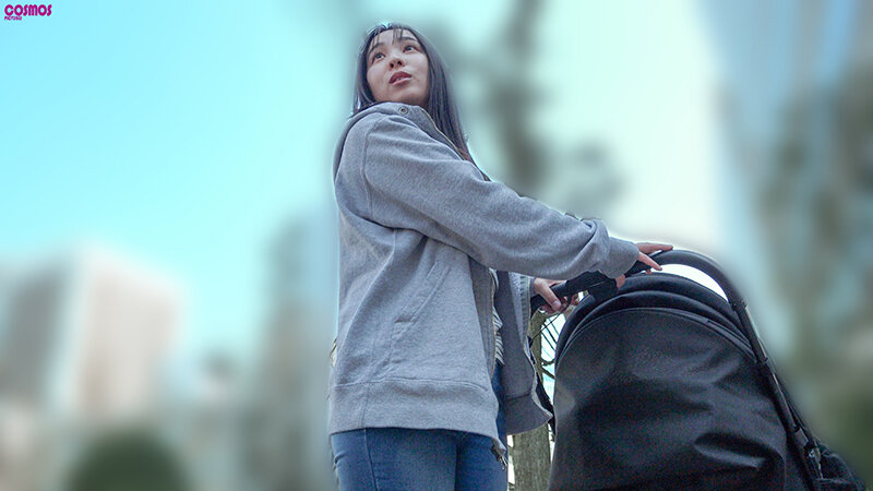 生活に困り自宅でメンズエステを始めた 近所のシングルマザーと中出しSEX さくらさん（28歳） 画像1