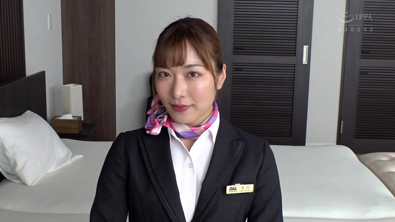 憧れのスチュワーデスと性交 水川潤 画像1