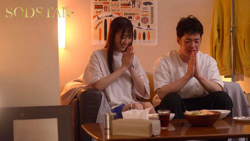 工場勤務の陰キャカップルのぼくら 彼女の19歳の誕生日はケーキを買ってお家でしっぽり初めてのお泊りデート いざ脱がせてみるとスレンダー美ボディでド淫乱SEXモンスターだった&hellip; 天音かんな 画像8