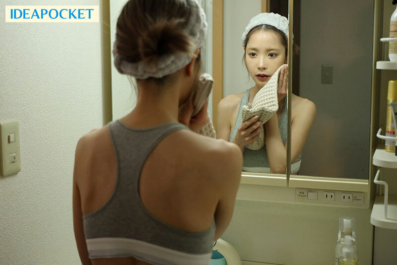 墓まで持っていく僕とかなちゃん二人だけの秘密 親友彼女の無防備すっぴん姿が可愛すぎて 衝動的に寝取ってしまった例の夜 桃乃木かな 画像4