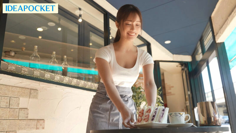 バイト先で傷心中の巨乳可愛い子に優しくしたらヤレちゃった話 長浜みつり 画像1