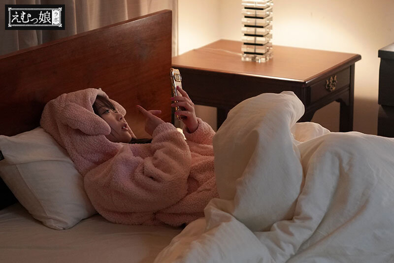 朝から晩までノンストップ24時間イラマチオ！二葉エマin喉奥破壊モンスターハウス 画像10