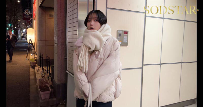 「3日間すっぴんで過ごす彼女と休日4SEX」付き合って1ヵ月の僕らは仕事終わりの金曜日に僕の家の最寄り駅で待ち合わせをして、初めてお泊りをした。翌日彼女は帰る予定だったけど、まだずっとそばにいたくて、週末はずっと僕の家でSEXをしていた。そんな何の変哲&hellip; 柴崎はる 画像2