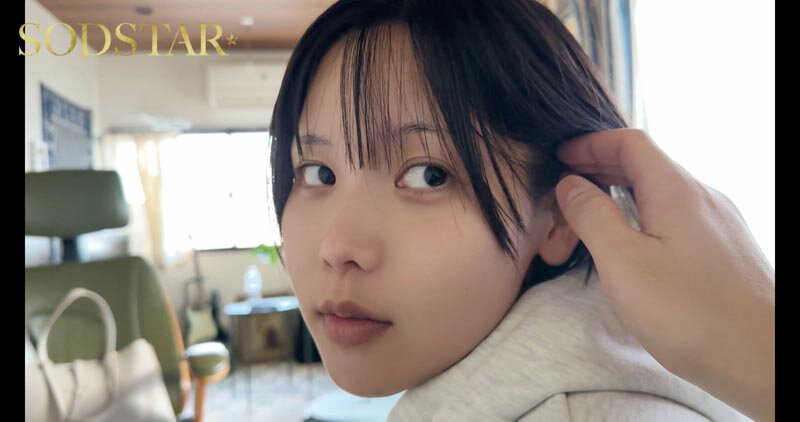 「3日間すっぴんで過ごす彼女と休日4SEX」付き合って1ヵ月の僕らは仕事終わりの金曜日に僕の家の最寄り駅で待ち合わせをして、初めてお泊りをした。翌日彼女は帰る予定だったけど、まだずっとそばにいたくて、週末はずっと僕の家でSEXをしていた。そんな何の変哲&hellip; 柴崎はる 画像8