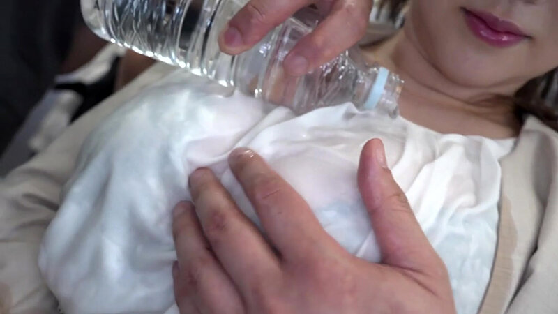 ぷるぷる神乳痴〇2 乳首こねくり柔肌鷲掴み、乳頭玩具までも！長時間アクメで腰を振ってしまい中出しが拒めない新卒リクスーOL～ターゲットC子編～ 画像2