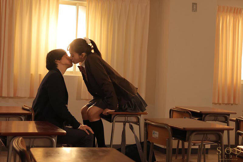 「ひさしぶりに学校いってみいひん？」かつての同級生と10年ぶりに再会。当時ヤリまくっていた思い出の校舎&hellip;は跡形もなく&hellip;廃墟になった母校の冷たいコンクリートに彼女を押しあて何度も何度も腰を打ちつけた 渚恋生 画像4