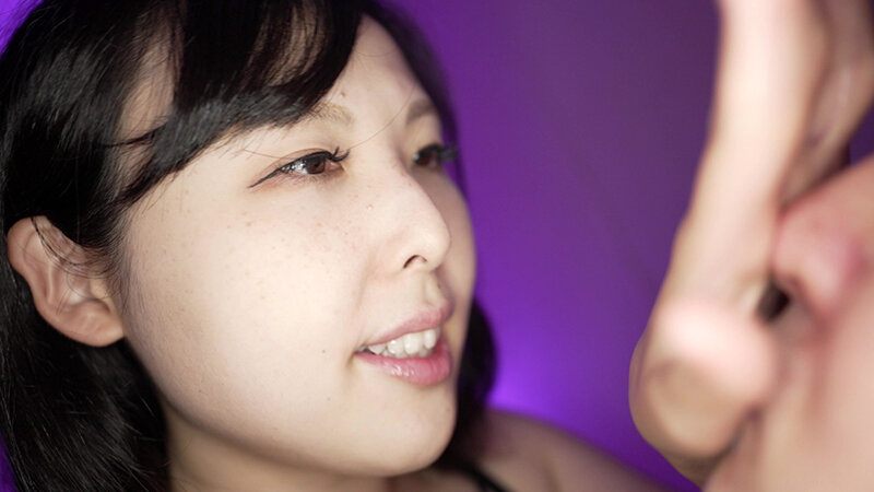 【個人撮影】横山夏希の酸っぱい舌で鼻責め＆唾ぶっかけ！ 画像12