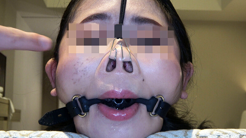 オマ○コ鞭と豚鼻に涙する性奴●大学院生（投稿ネーム◎知美） 画像12