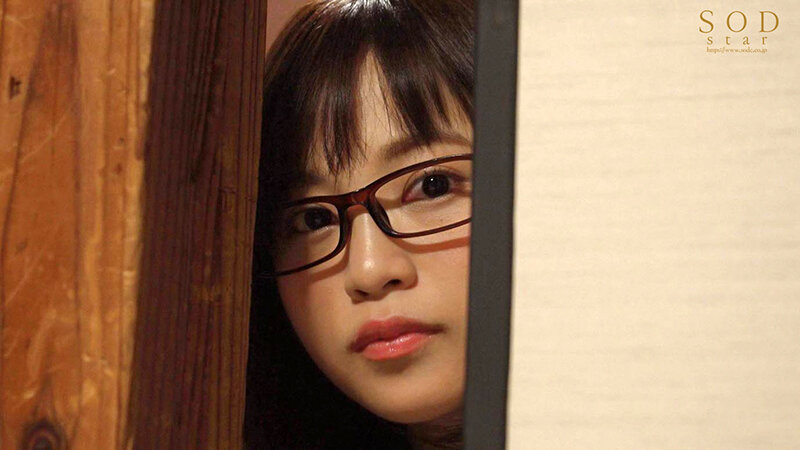 天宮花南 シーン13 - 数年ぶりに帰省すると、アラサーの姉は未だに自称家事手伝い（ニート）の喪女だった。 隠れ巨乳の姉（26） 天宮花南