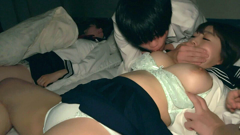 好きだった女に深夜のエロ行為をかける！乙女たちの柔肌が汚される旅行先の夜！ 画像5