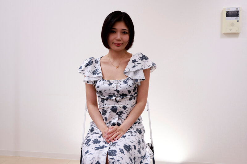 知的なOL営業さん 真面目な学生時代からの反動でキスだけで相手を好きになってしまいチンポ狂いのヤリビッチちゃんへ 画像1