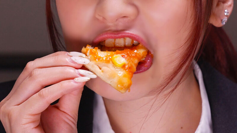 咀嚼口内くちゃとろフェラ 優梨まいな 画像8