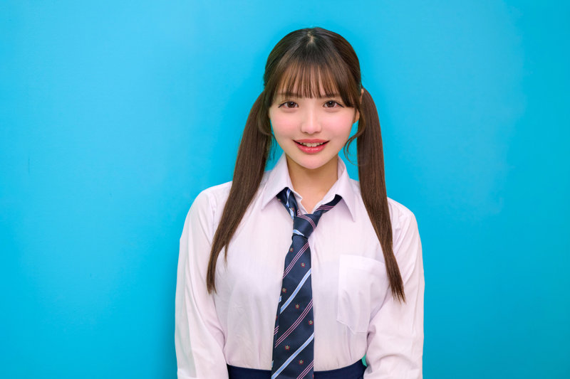 佐藤愛瑠 ビジュアル - める