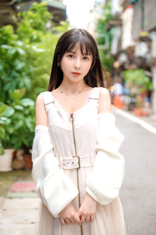 Tiny Lu 本番シーン - 新人 世界的美少女AVデビュー アジアの奇跡 Tiny
