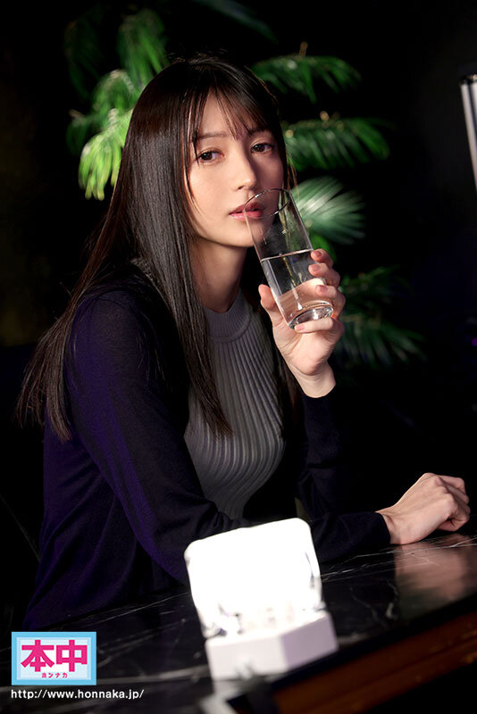 幸村泉希、音羽美鈴、八森わか菜、水野ろあ 前戯 - 【VR】初めて行ったハプバーで出会ったきれいなお姉さんと 幸村泉希