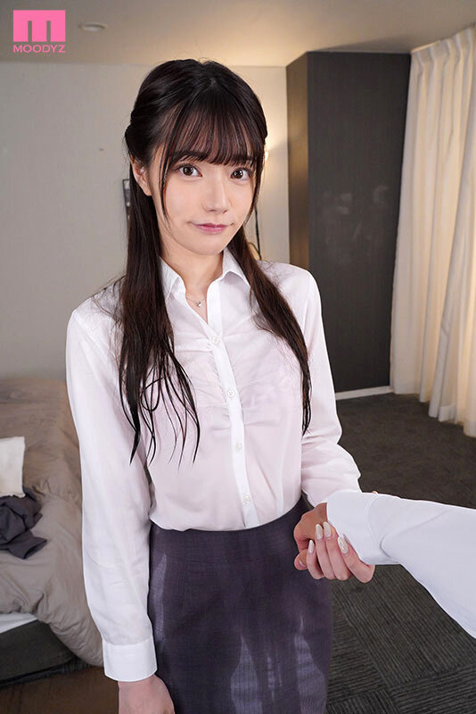 宮下玲奈 前戯 - 【VR】ゲリラ豪雨で濡れ髪相部屋 社内で一番最強可愛いスレンダー新卒社員とハメまくった人生最高の夜。2SEX 宮下玲奈